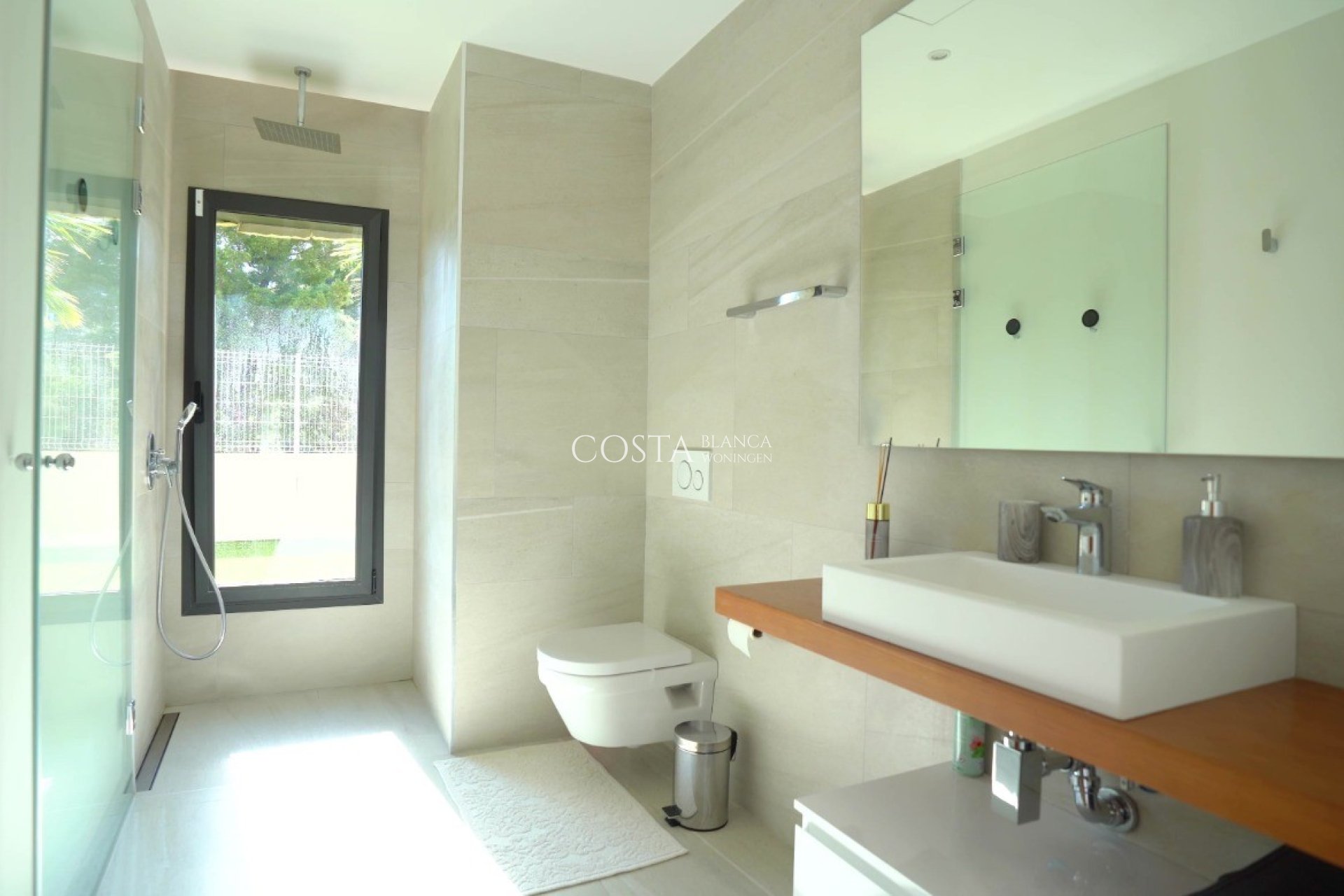 Resale - Villa -
Finestrat - Golf Bahía