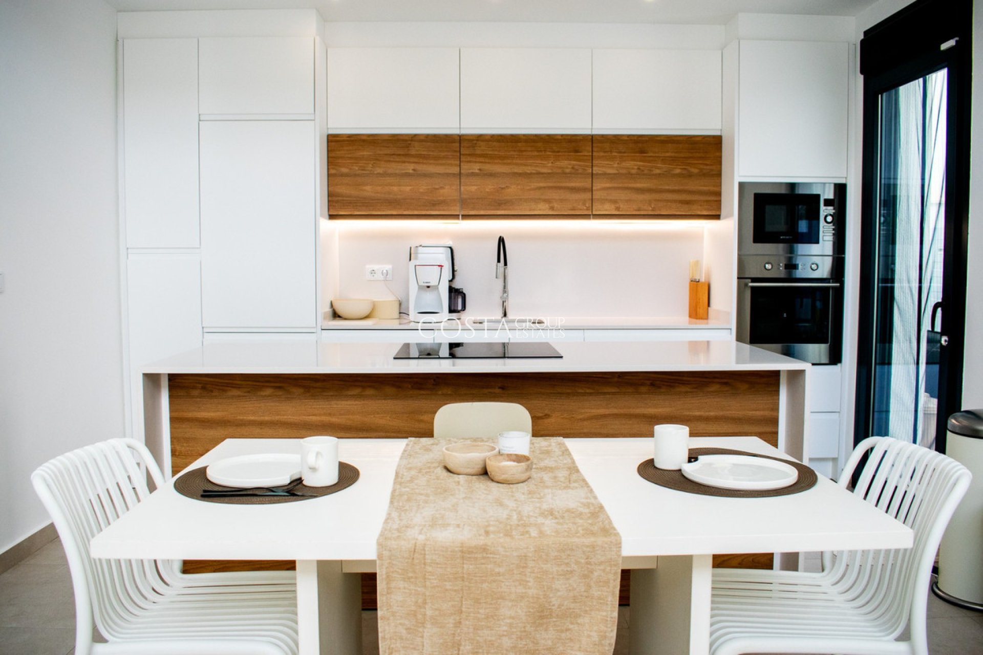 Resale - Villa -
Formentera de Segura