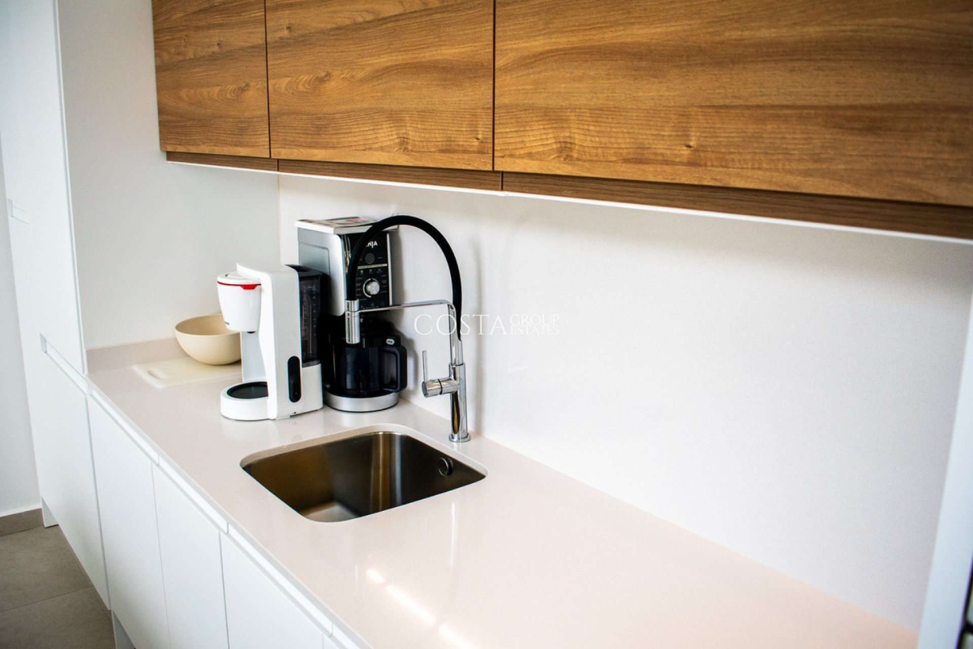 Resale - Villa -
Formentera de Segura