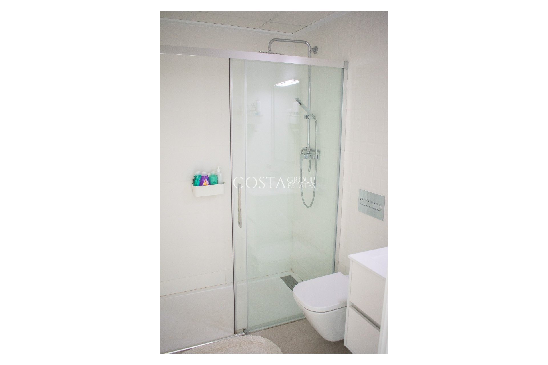 Resale - Villa -
Formentera de Segura