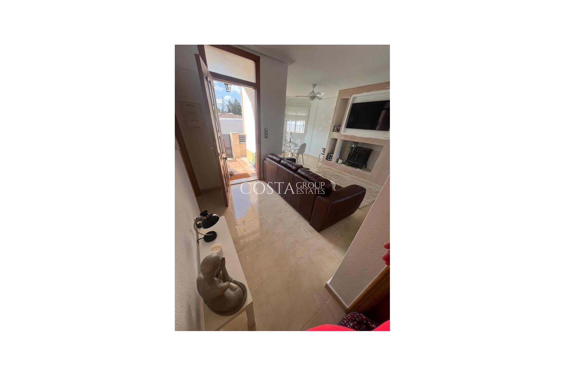 Resale - Villa -
Fortuna - El Reloj