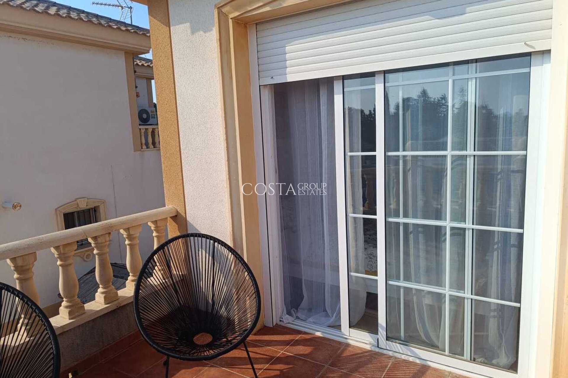 Resale - Villa -
Fortuna - El Reloj