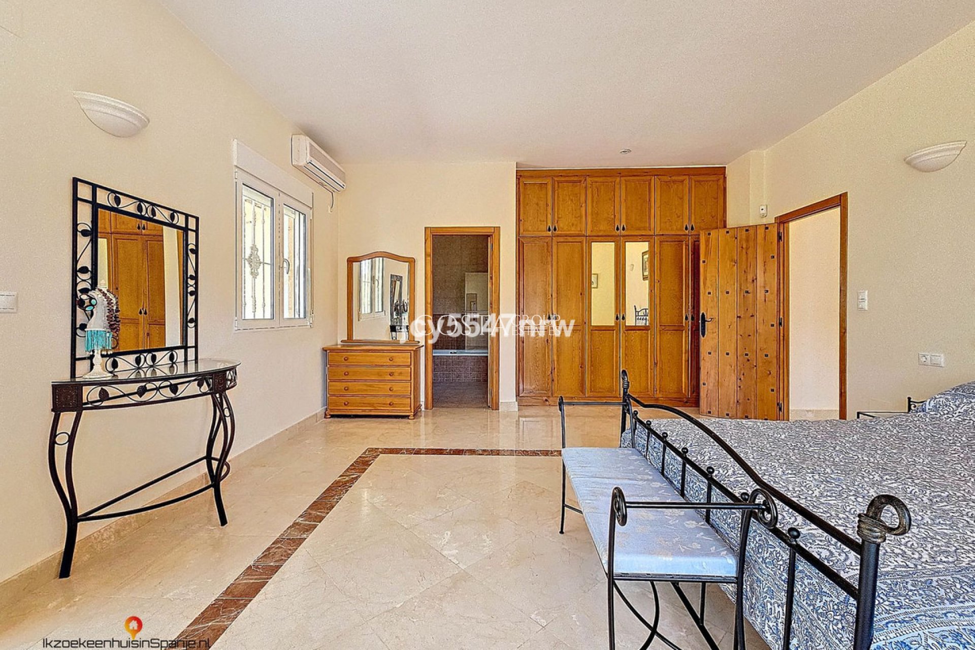 Resale - Villa -
Fortuna - Fortuna Centro