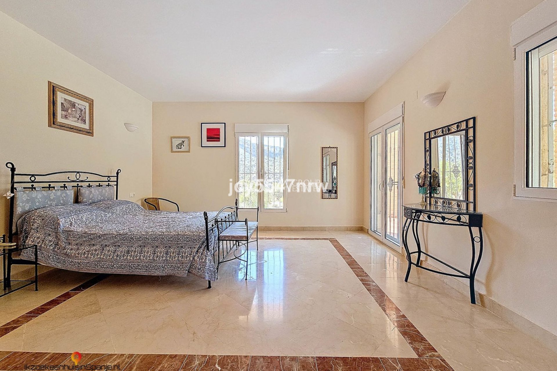 Resale - Villa -
Fortuna - Fortuna Centro