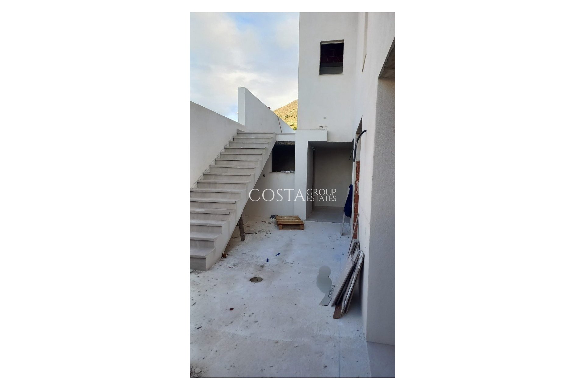 Resale - Villa -
Fortuna - Fortuna Centro