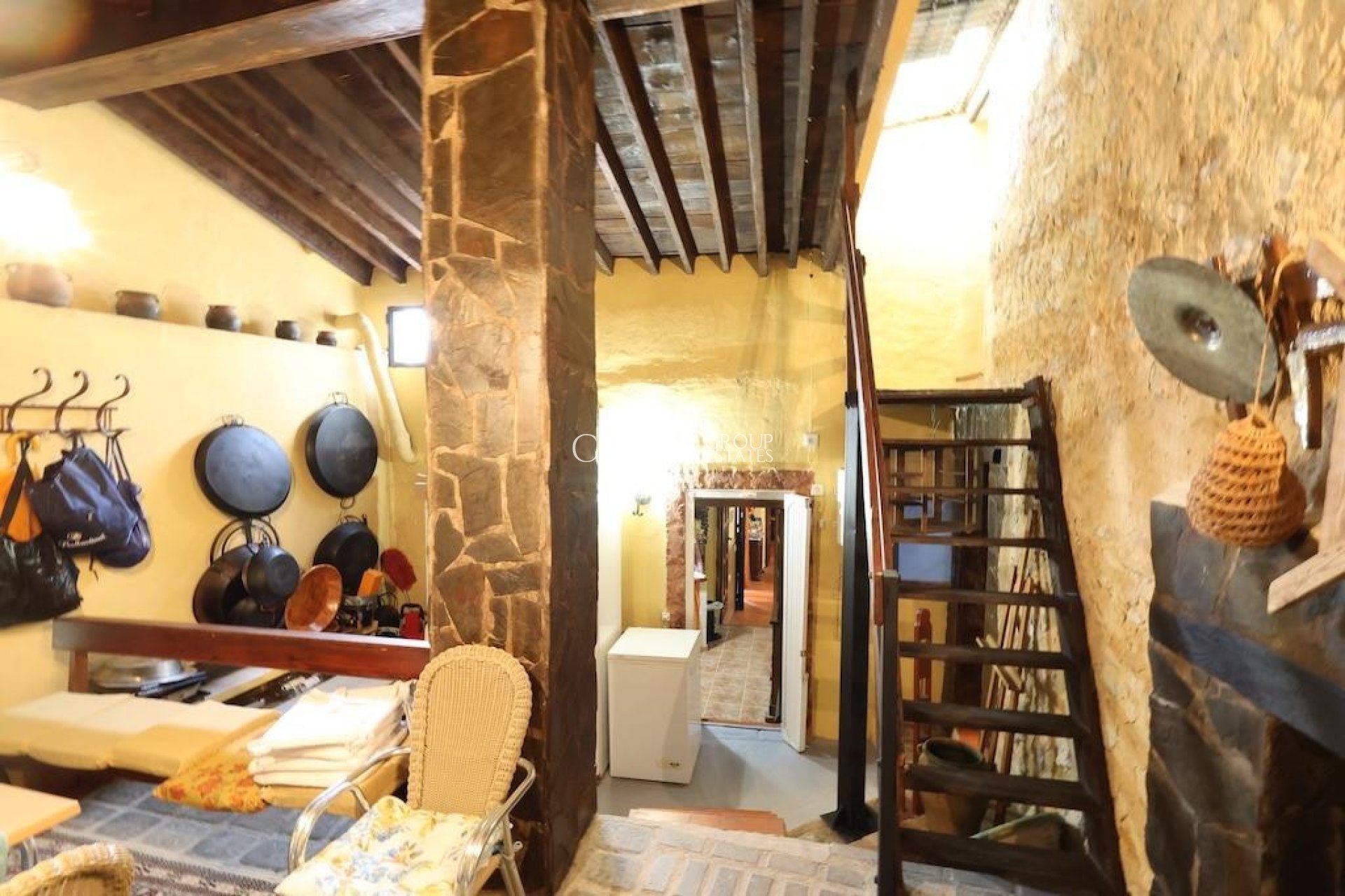 Resale - Villa -
Fortuna - La Garapacha