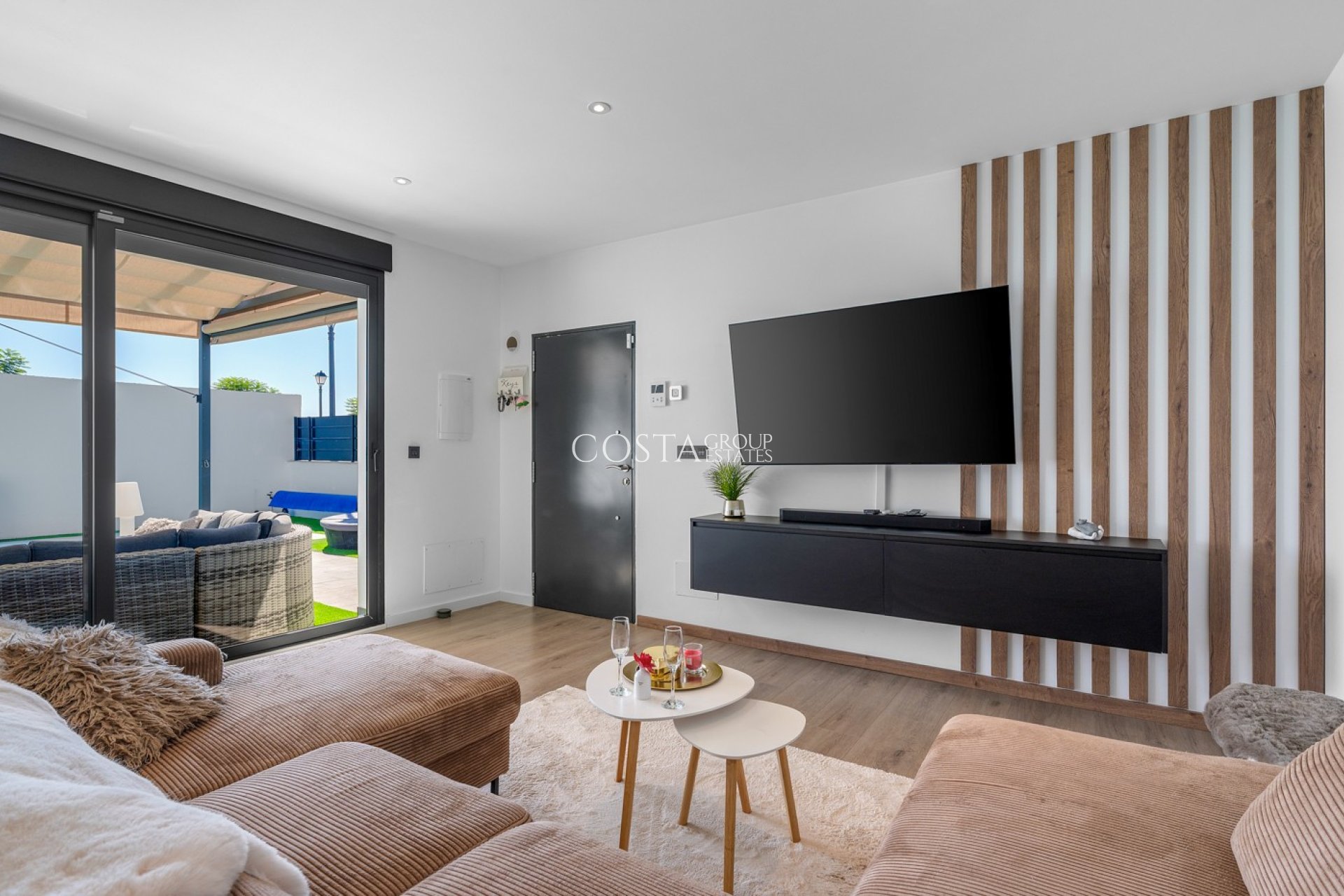 Resale - Villa -
Fortuna - Urbanizacion Las Kalendas