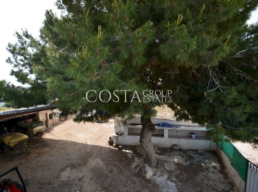 Resale - Villa -
Guardamar del Segura - Guardamar del Segura Centro