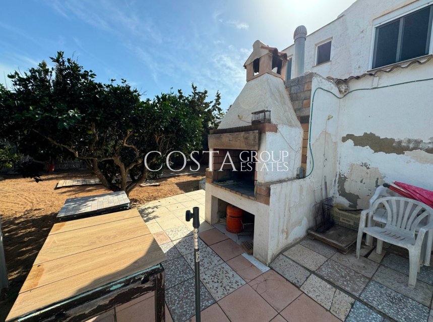 Resale - Villa -
Guardamar del Segura - Guardamar del Segura Centro