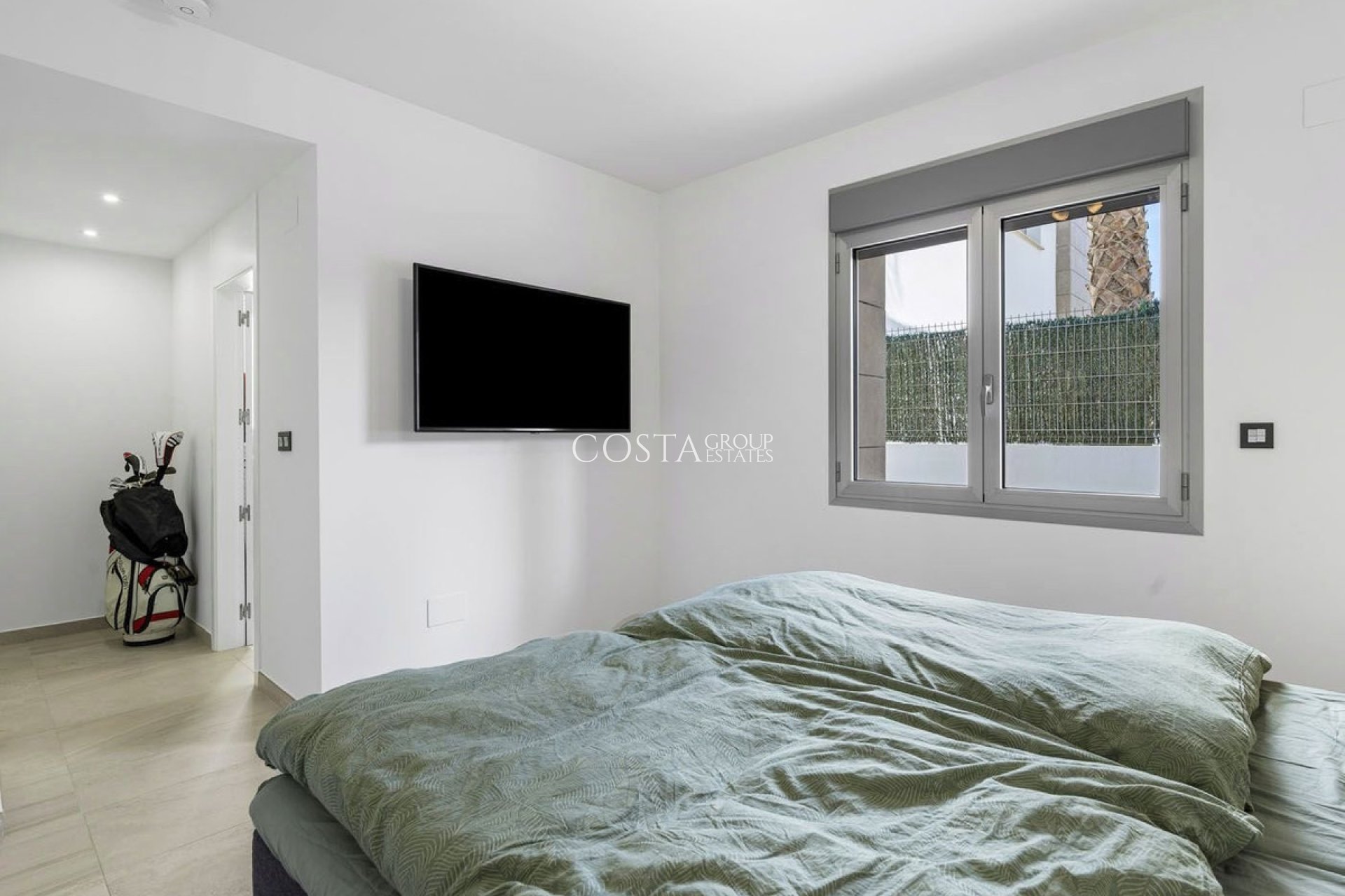 Resale - Villa -
Guardamar del Segura - Guardamar del Segura Centro