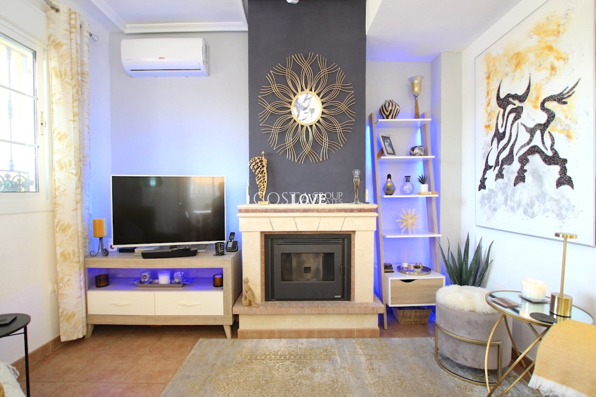 Resale - Villa -
Guardamar del Segura - Guardamar del Segura Centro