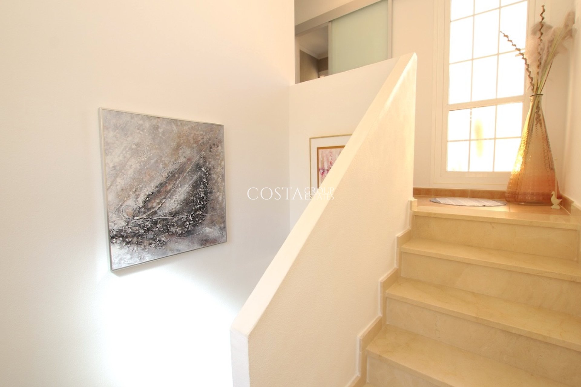 Resale - Villa -
Guardamar del Segura - Guardamar del Segura Centro