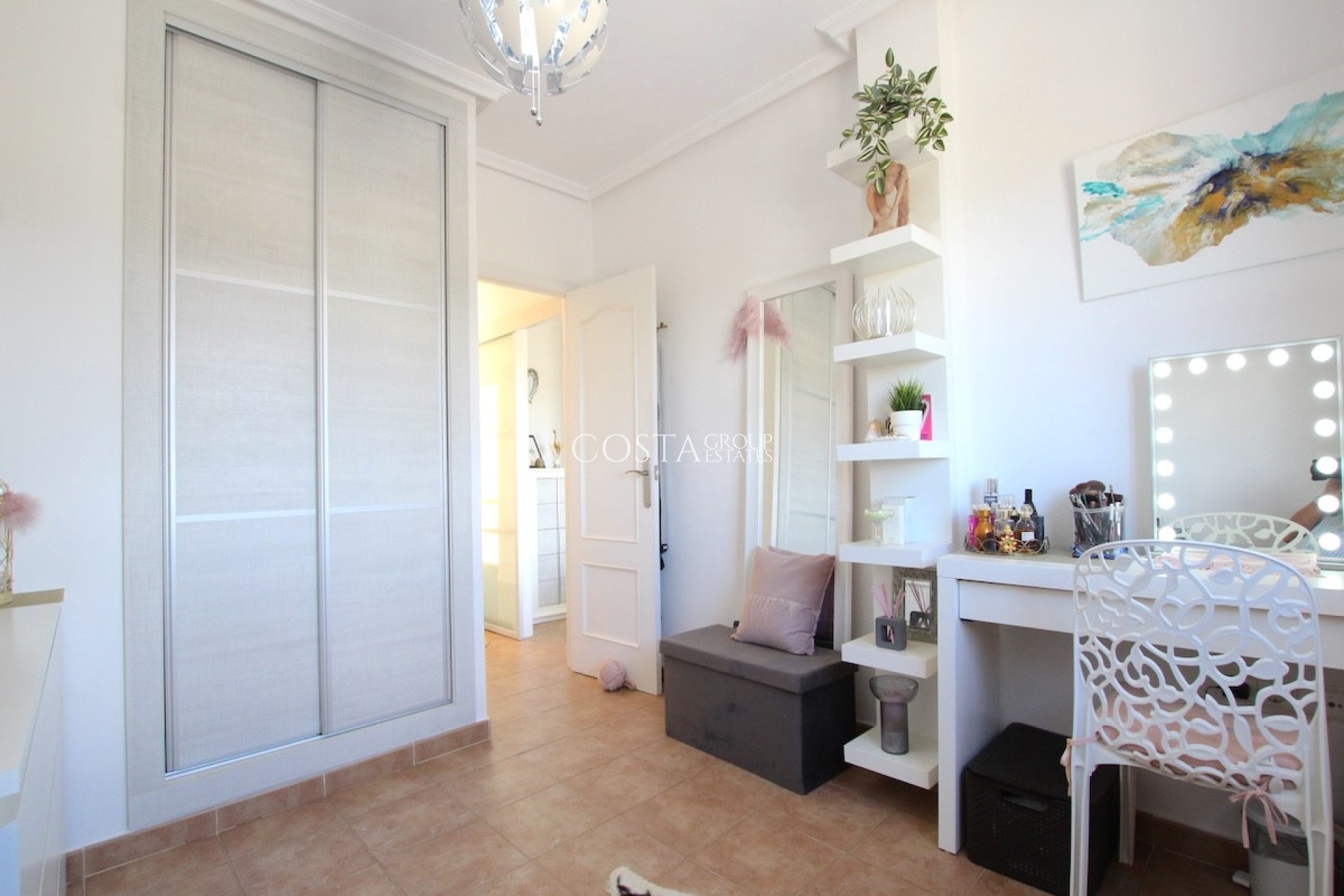 Resale - Villa -
Guardamar del Segura - Guardamar del Segura Centro