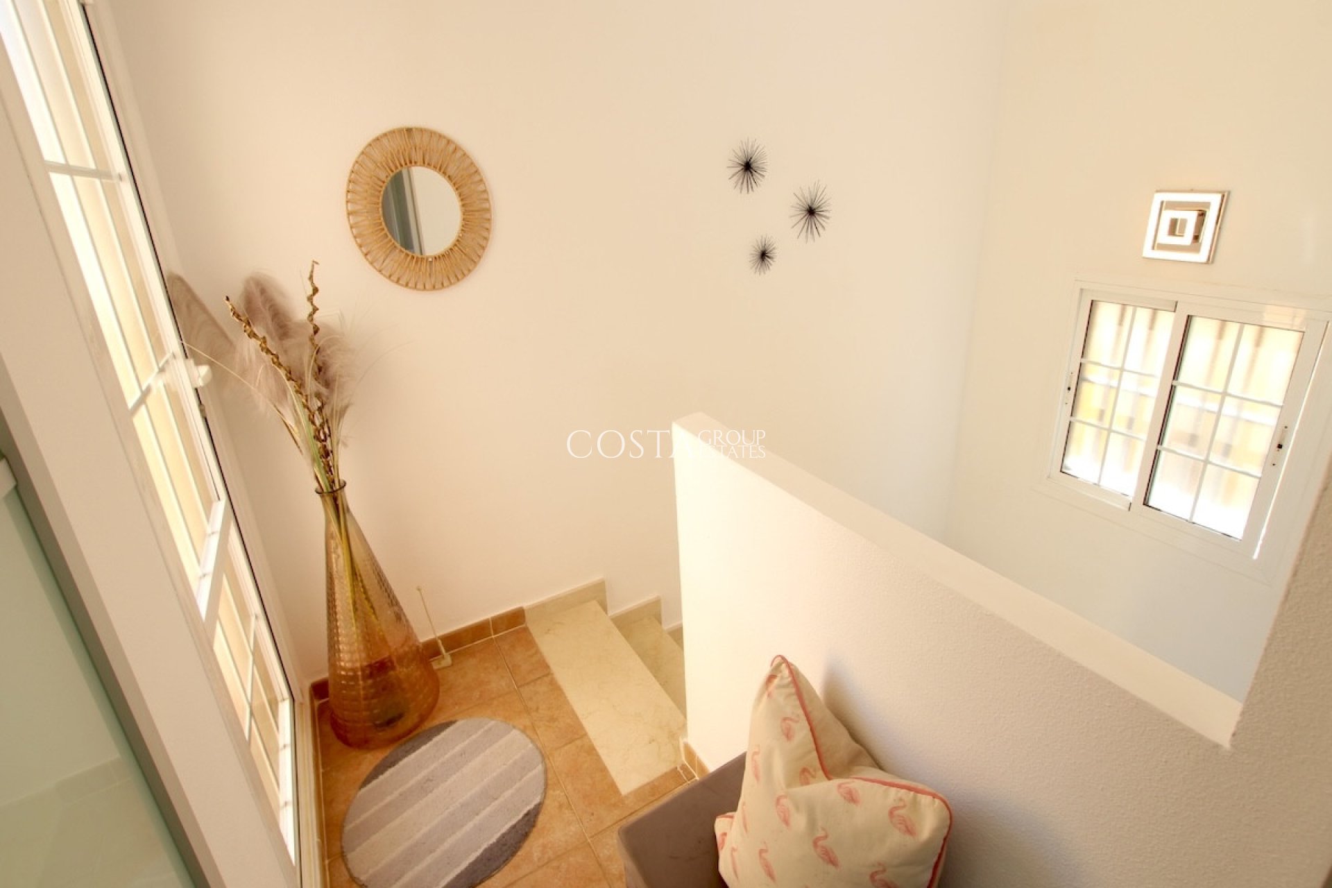 Resale - Villa -
Guardamar del Segura - Guardamar del Segura Centro