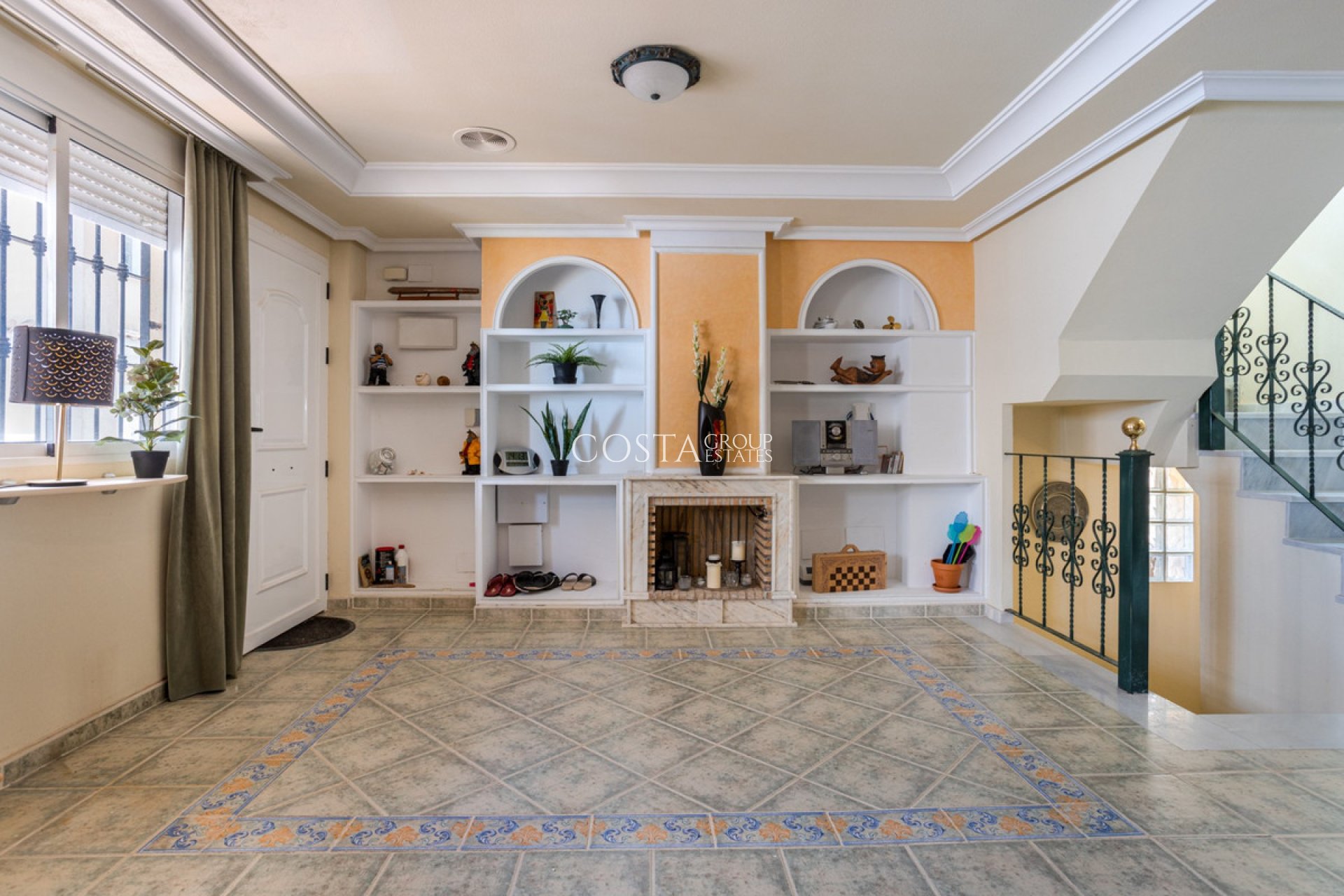 Resale - Villa -
Guardamar del Segura - Guardamar del Segura Centro