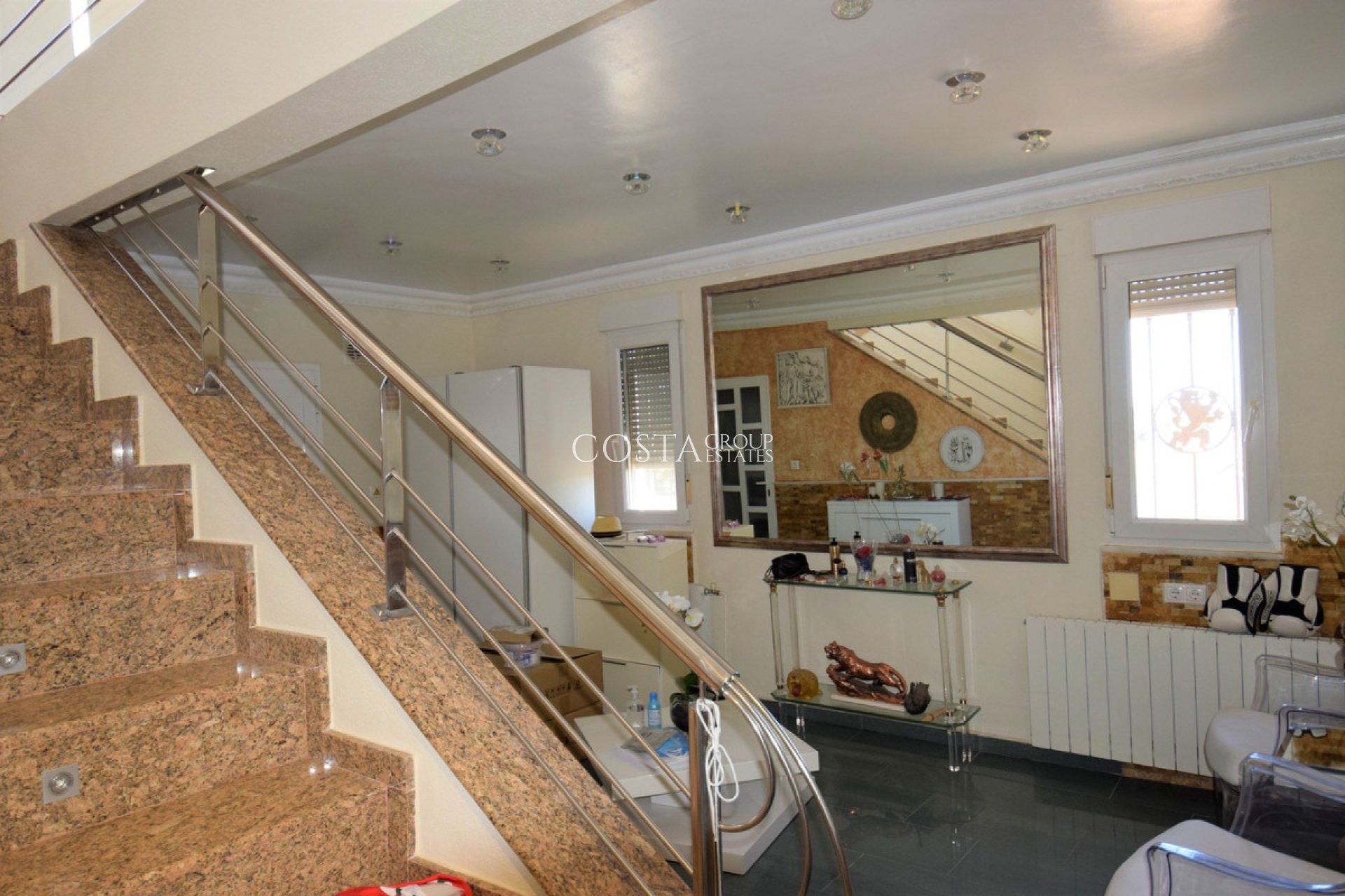 Resale - Villa -
Guardamar del Segura - Guardamar del Segura Centro