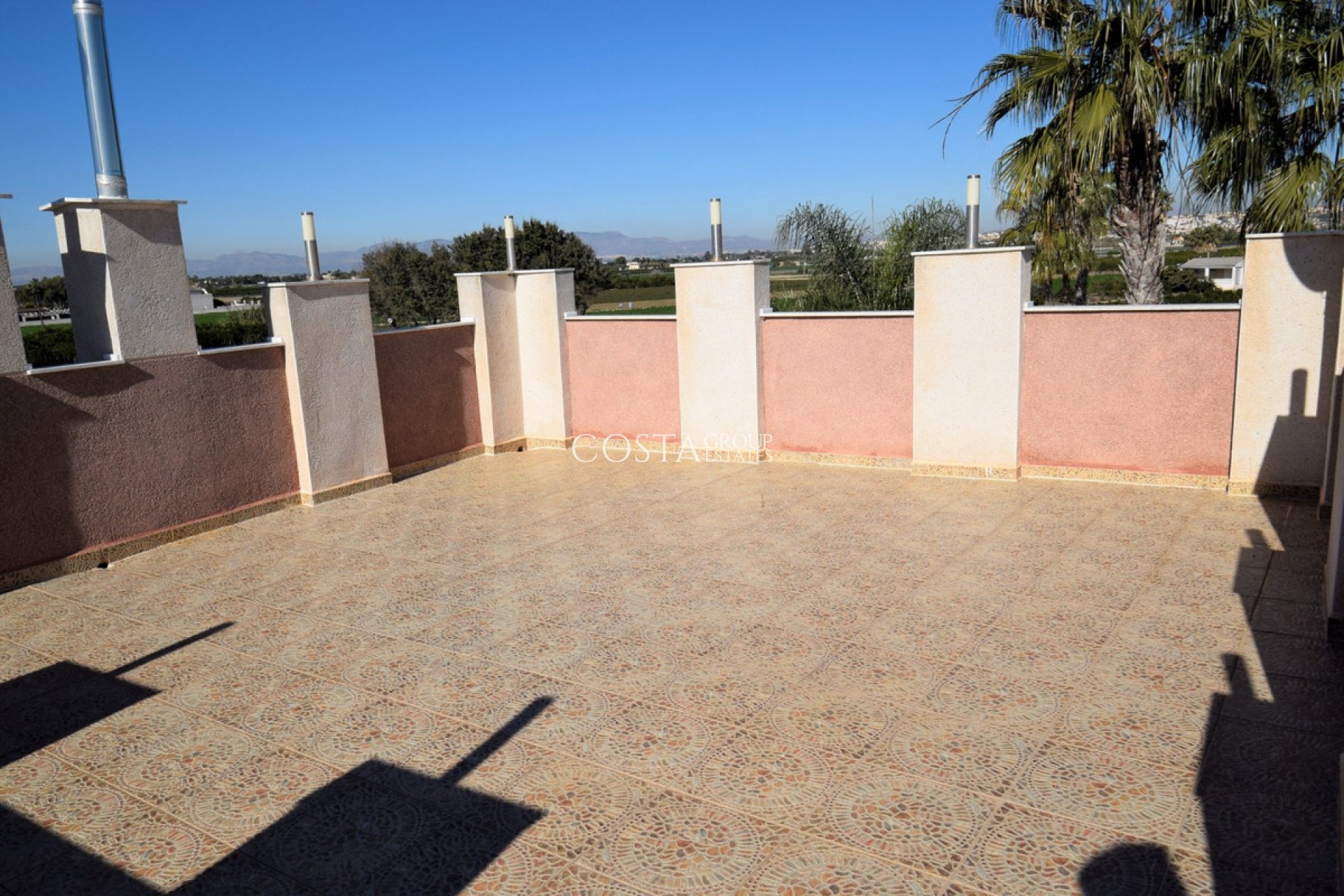 Resale - Villa -
Guardamar del Segura - Guardamar del Segura Centro