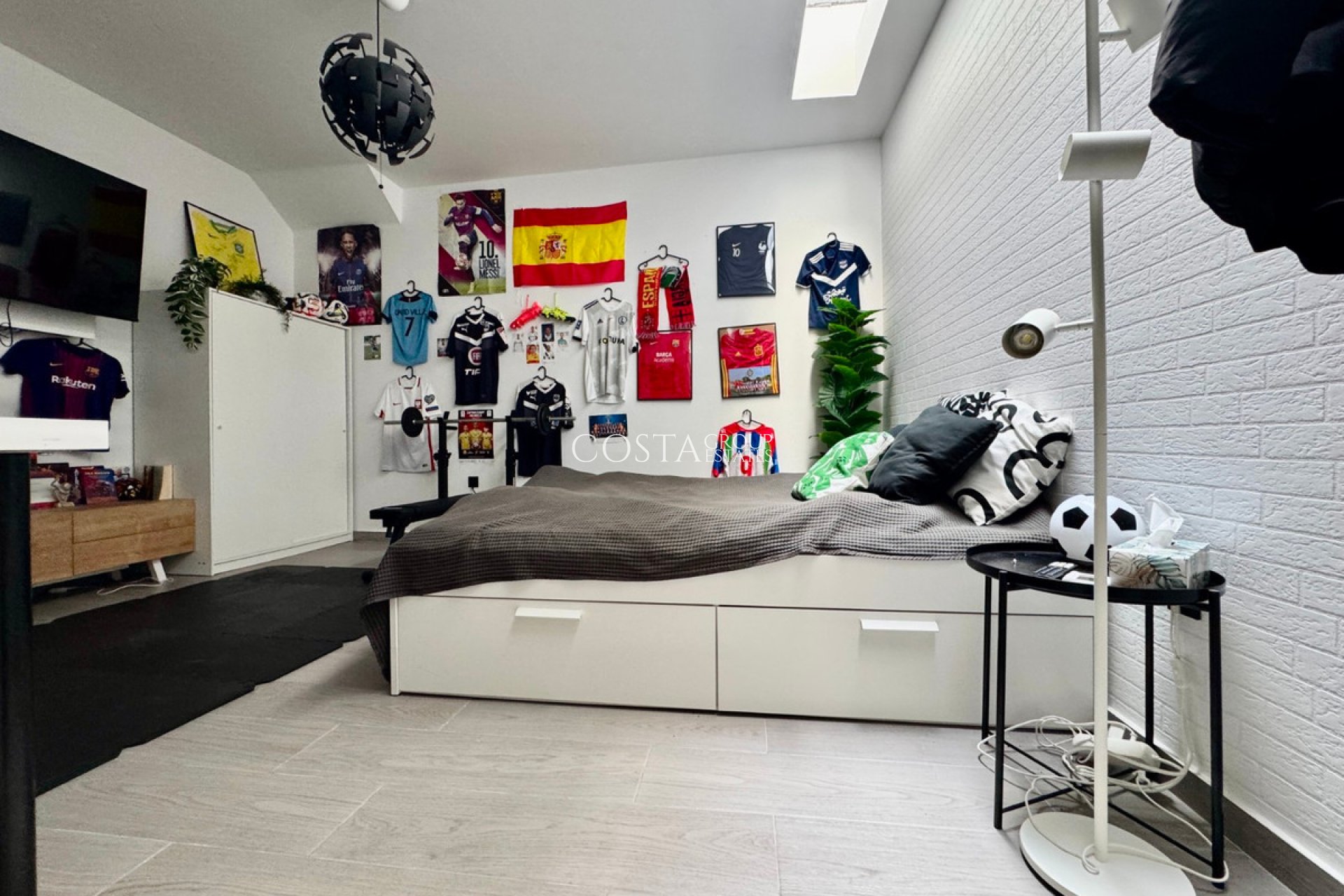 Resale - Villa -
Guardamar del Segura - Guardamar del Segura Centro