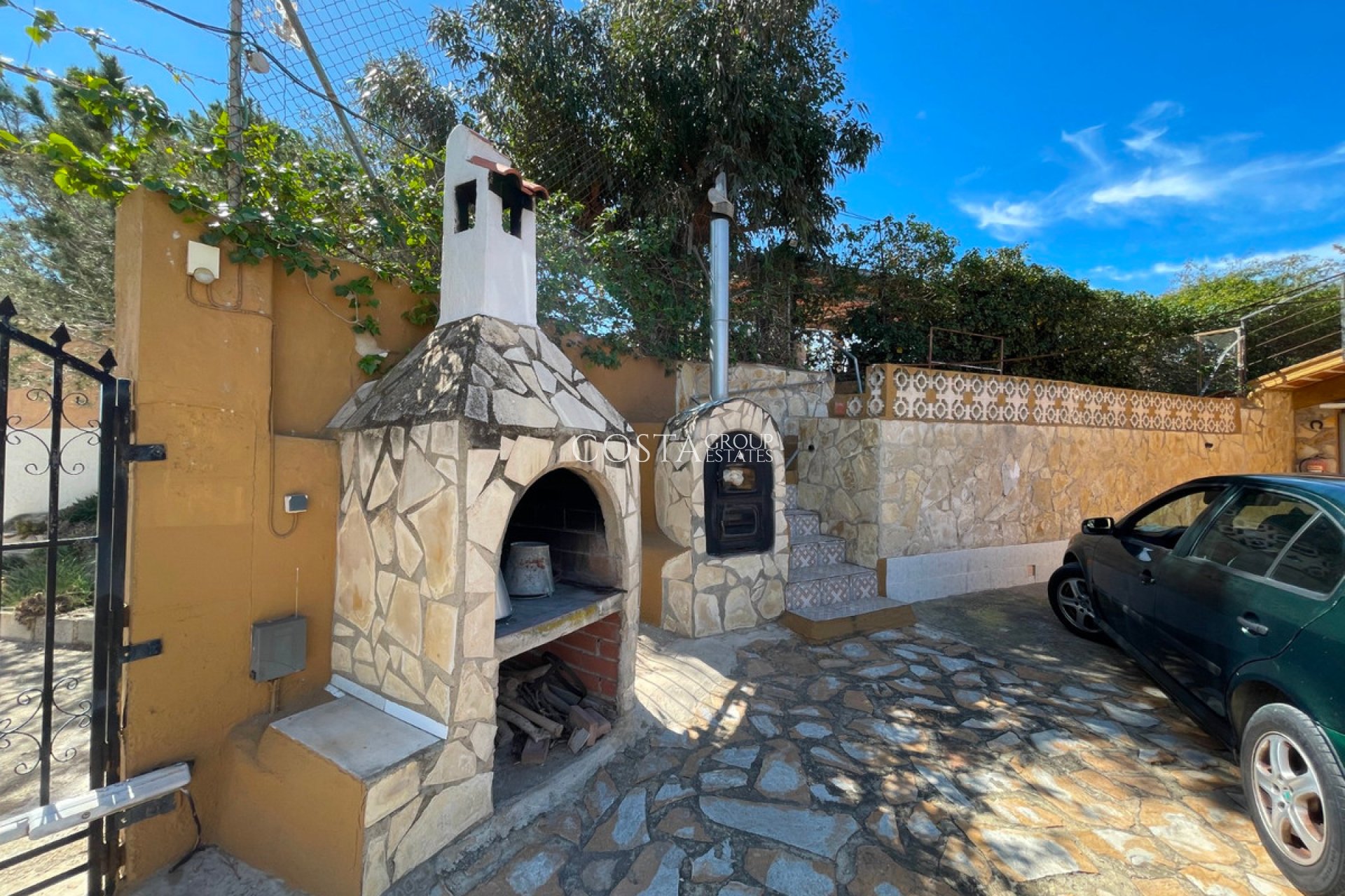 Resale - Villa -
Guardamar del Segura - Guardamar del Segura Centro