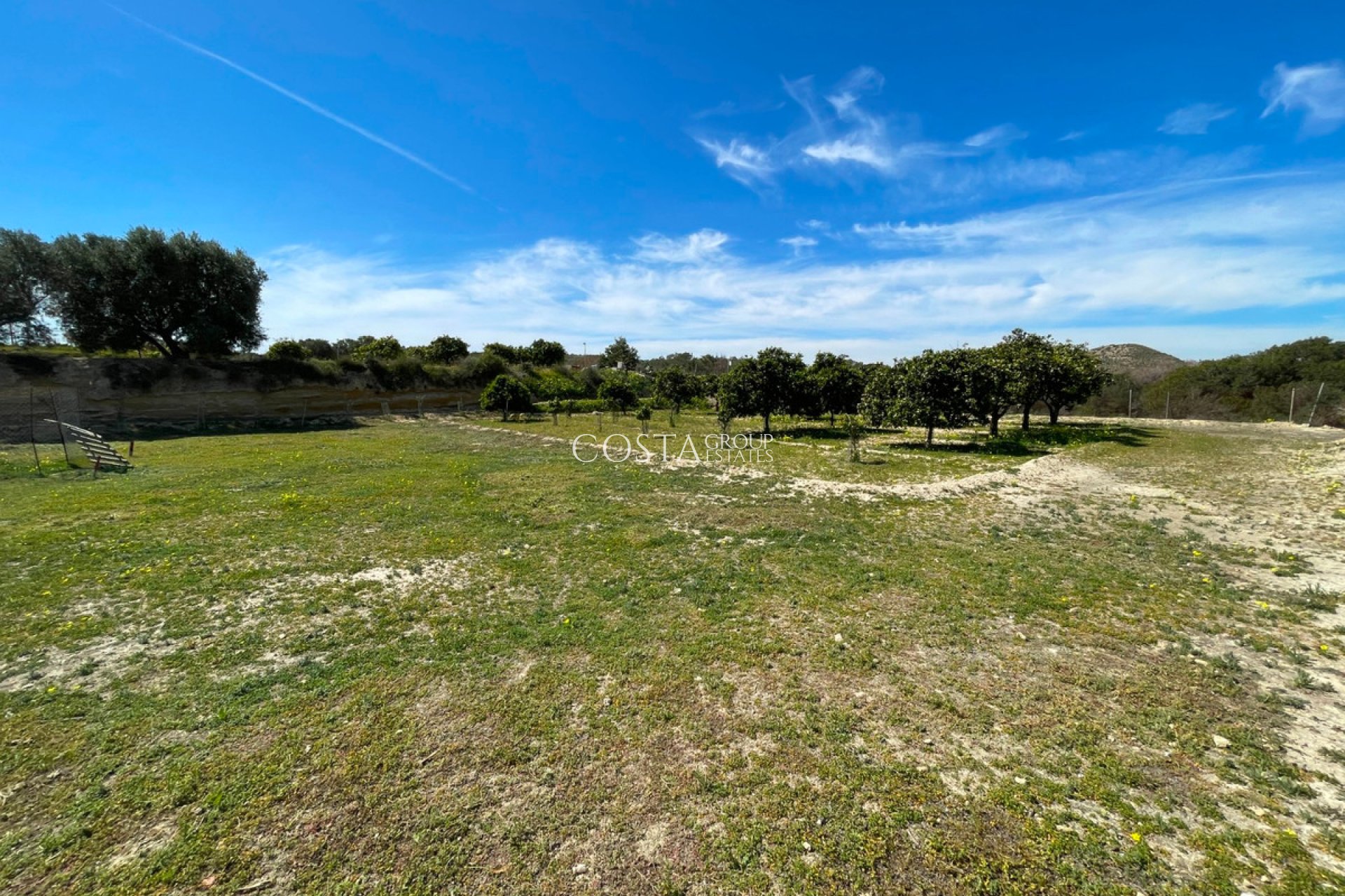 Resale - Villa -
Guardamar del Segura - Guardamar del Segura Centro