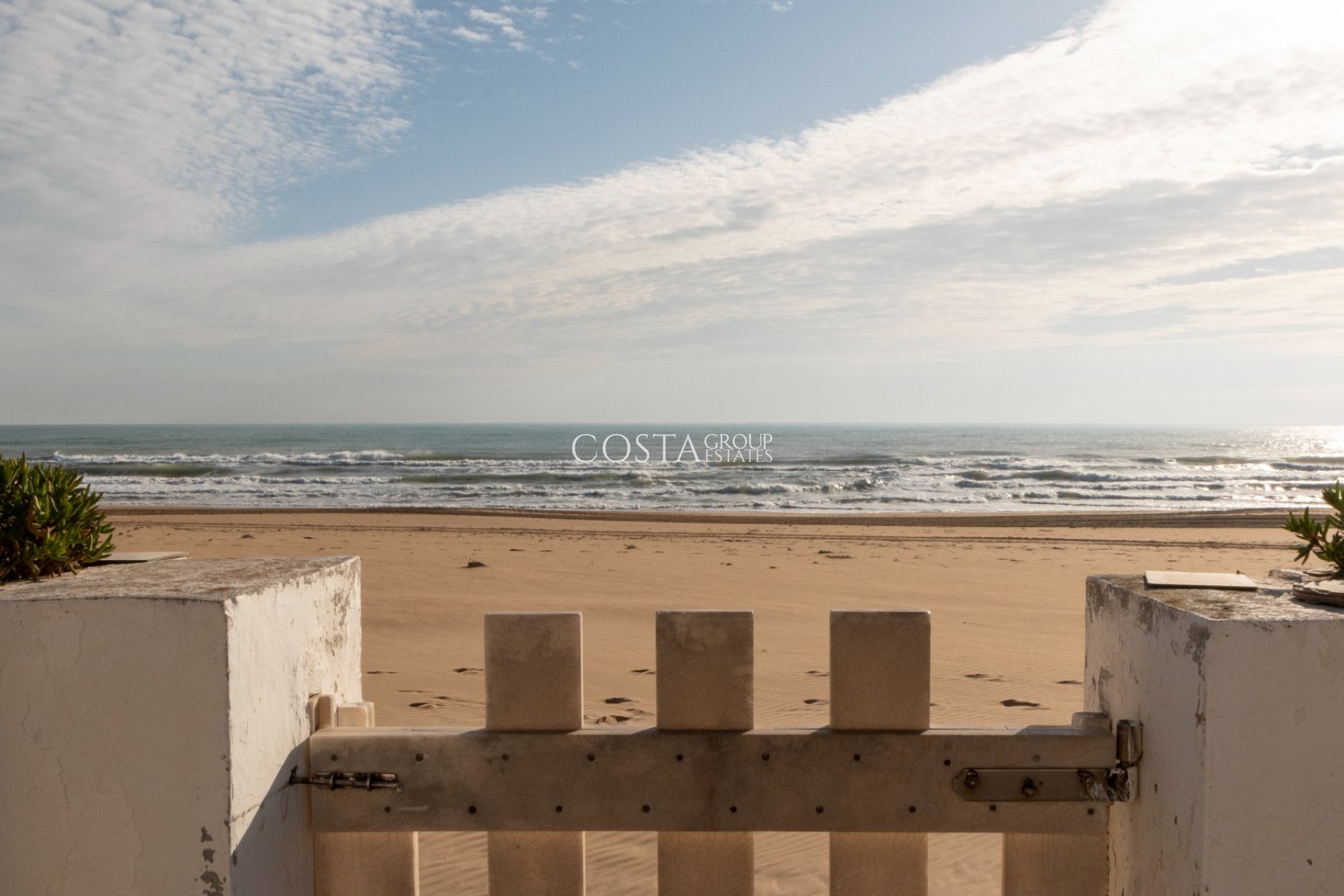 Resale - Villa -
Guardamar del Segura