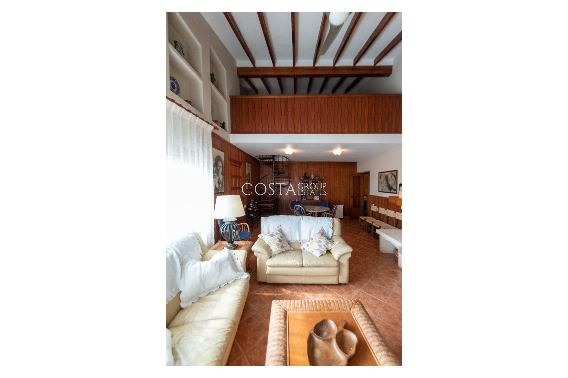 Resale - Villa -
Guardamar del Segura