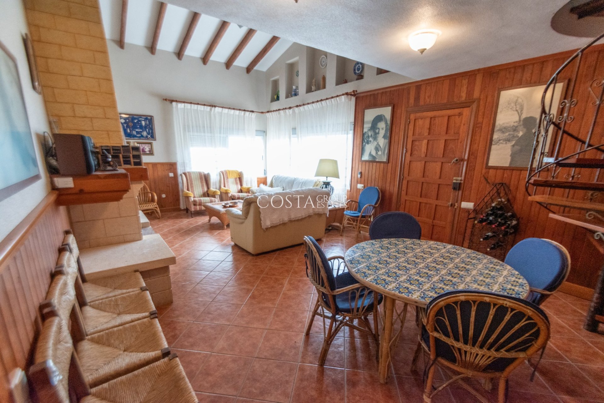 Resale - Villa -
Guardamar del Segura