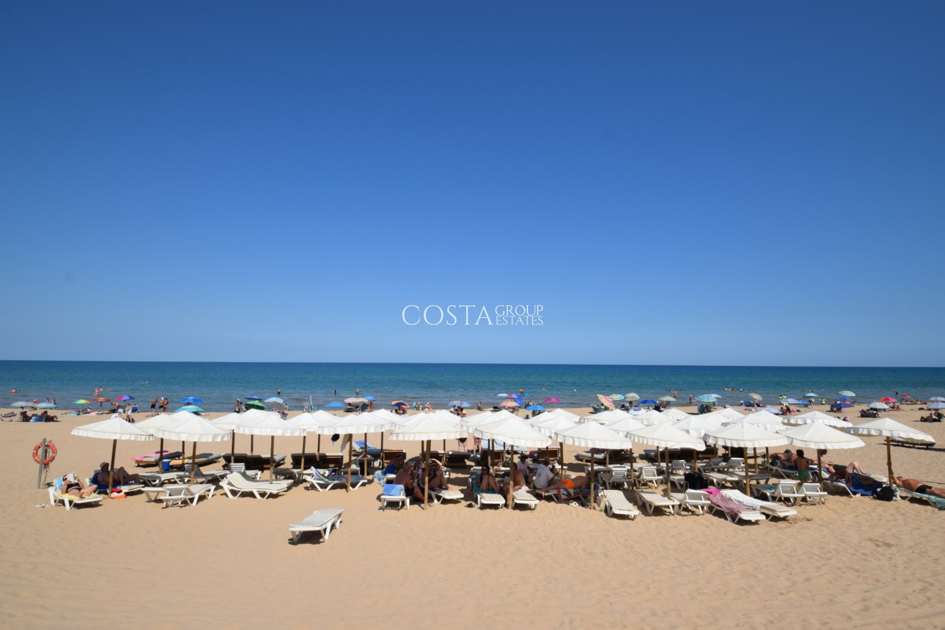 Resale - Villa -
Guardamar del Segura