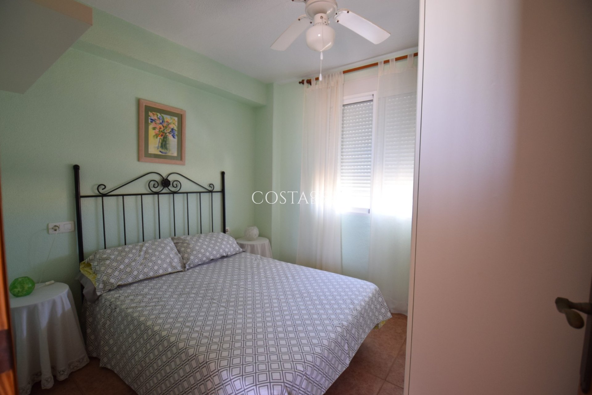 Resale - Villa -
Guardamar del Segura