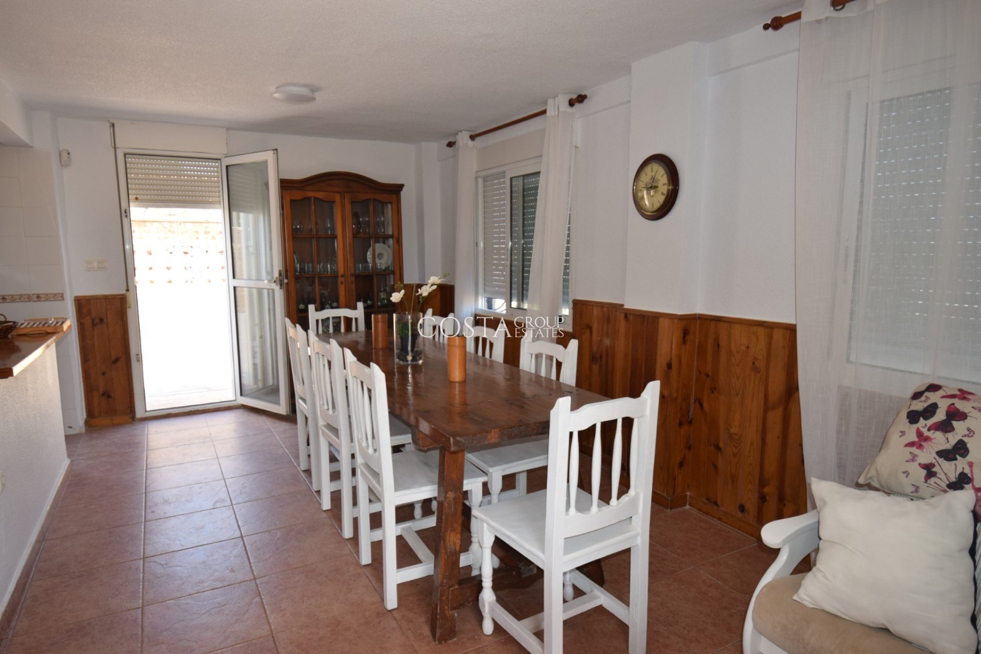Resale - Villa -
Guardamar del Segura