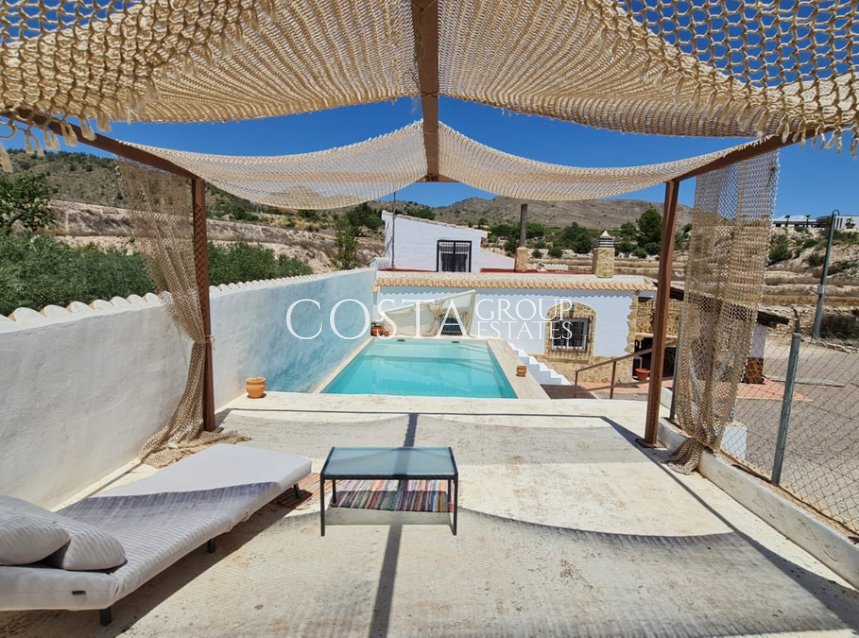 Resale - Villa -
La Romana - La Romana Centro