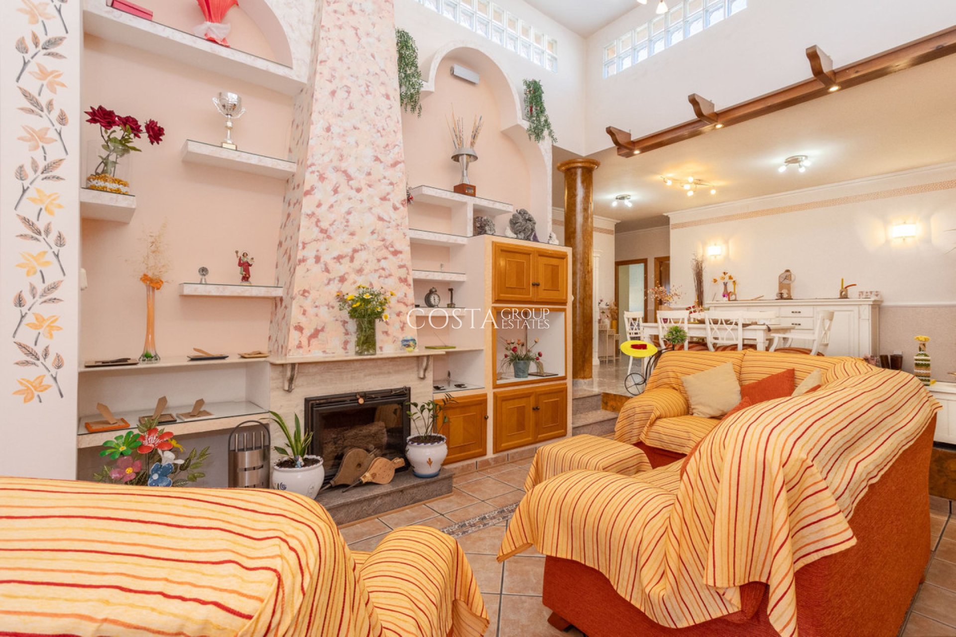 Resale - Villa -
La Union - La Union Centro