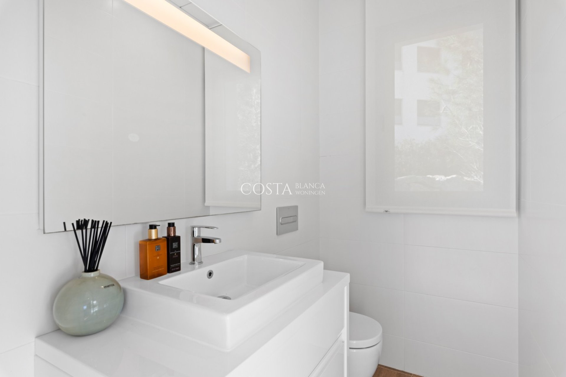 Resale - Villa -
Las Colinas Golf Resort - Las Colinas golf