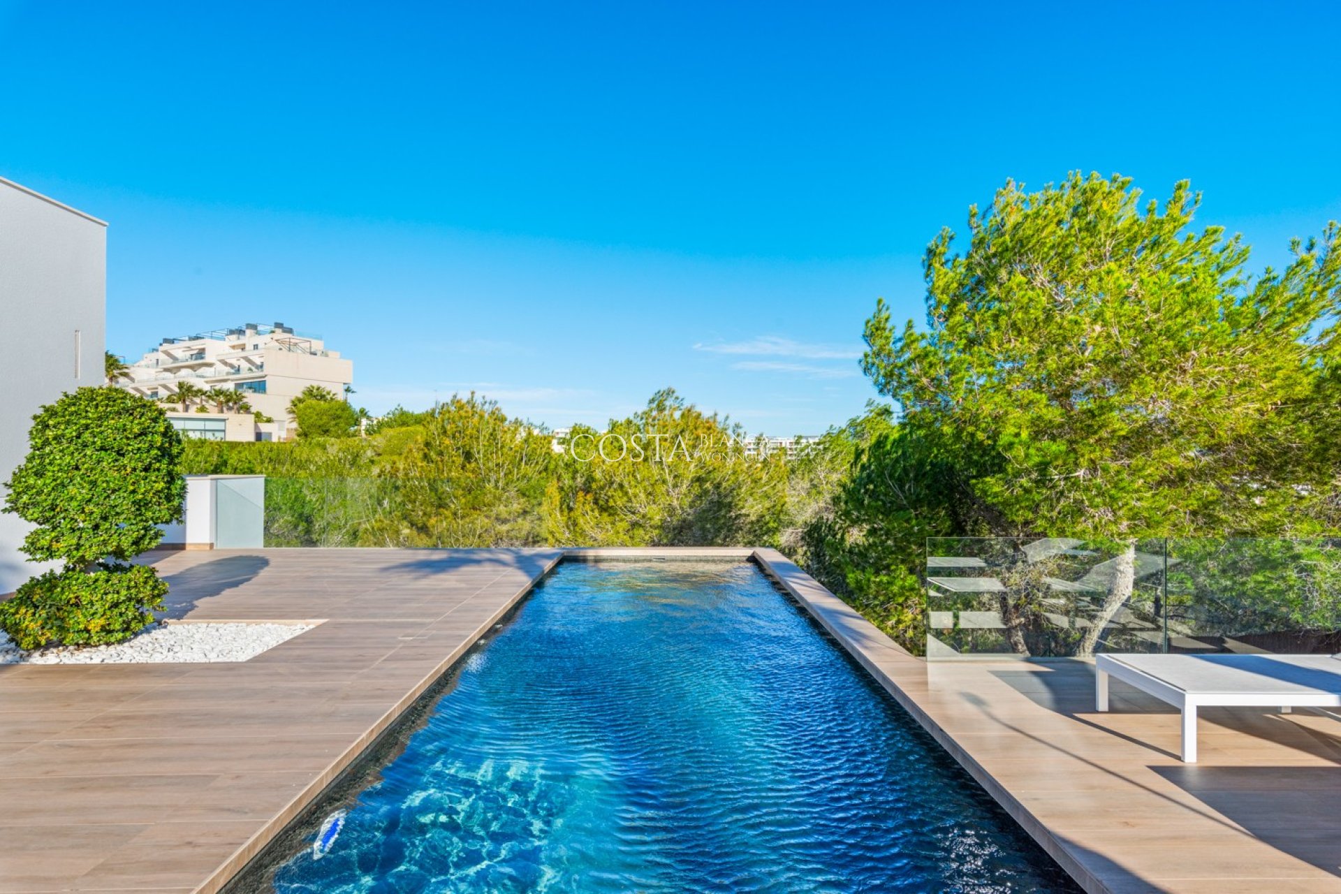 Resale - Villa -
Las Colinas Golf Resort - Las Colinas golf