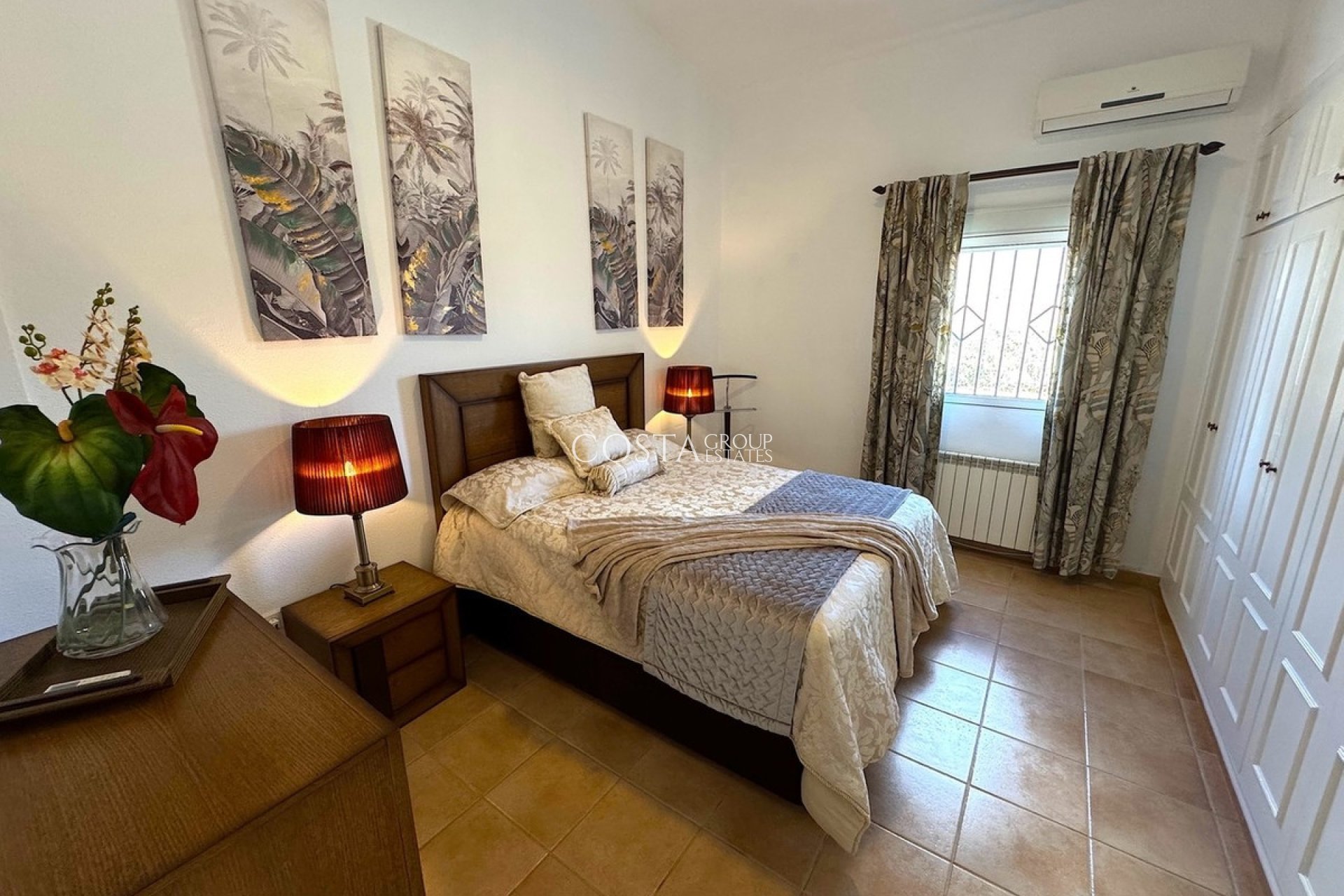 Resale - Villa -
Lorca - Almendricos