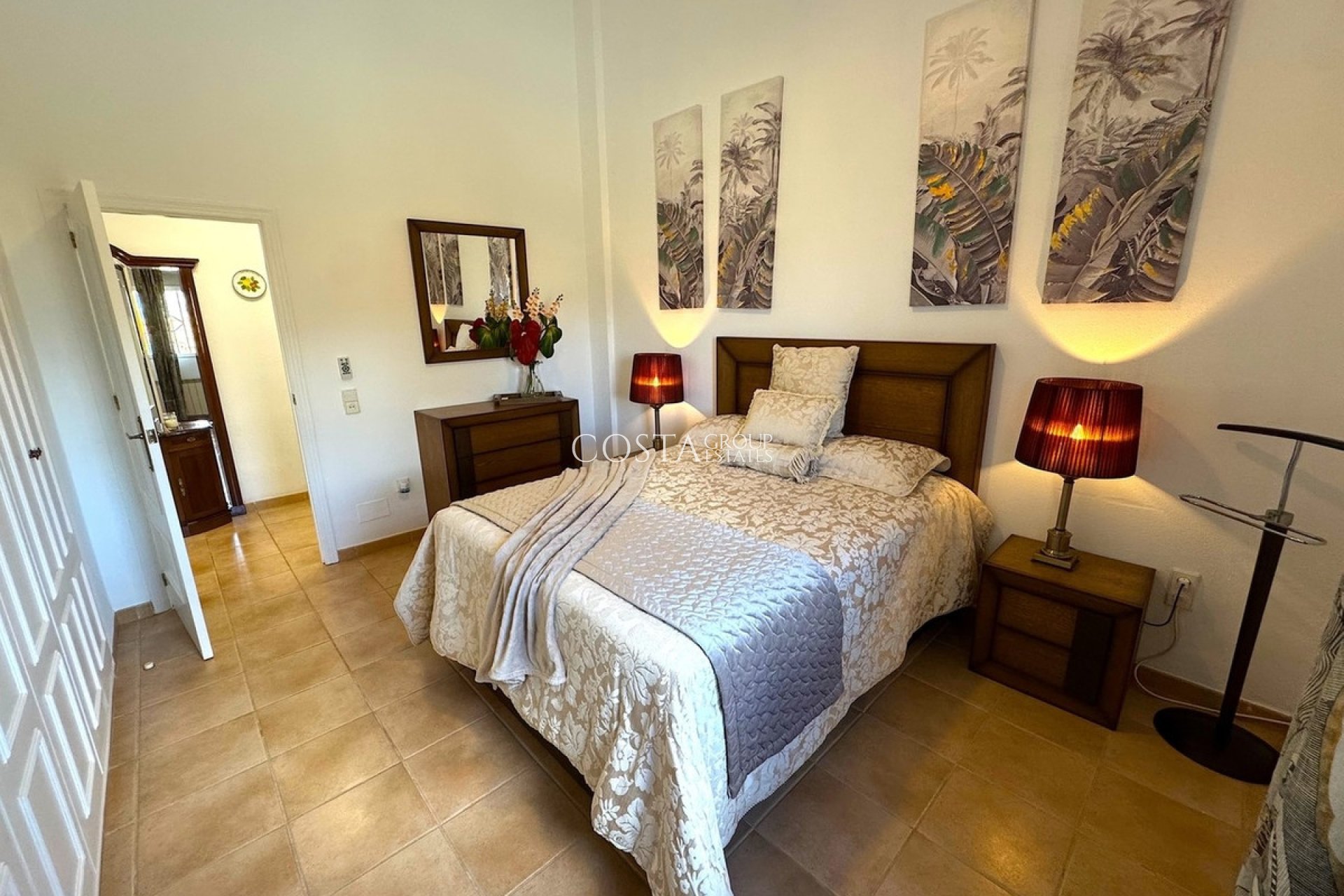 Resale - Villa -
Lorca - Almendricos