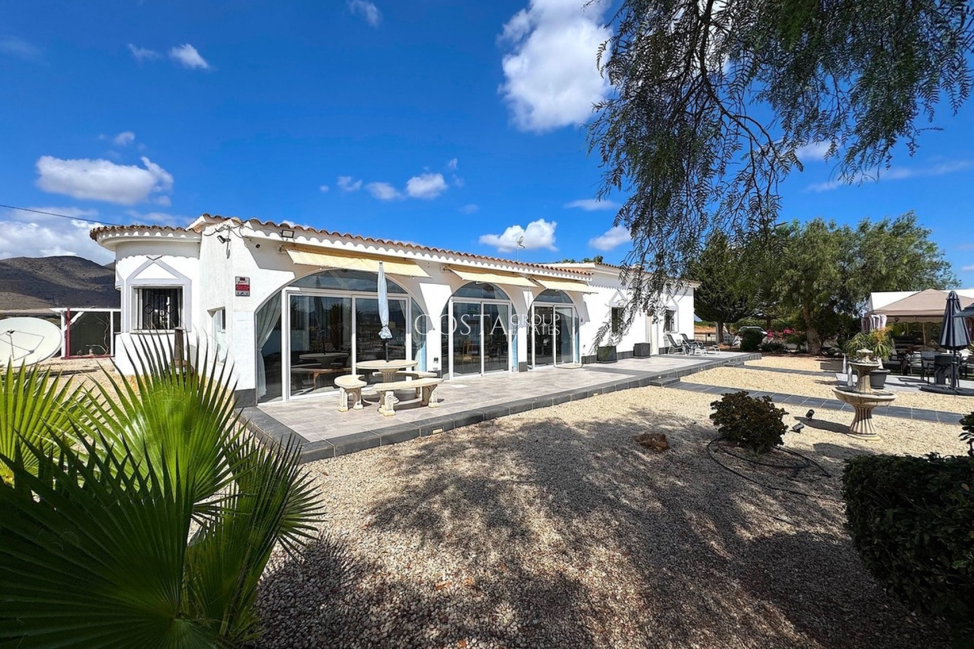Resale - Villa -
Lorca - Almendricos