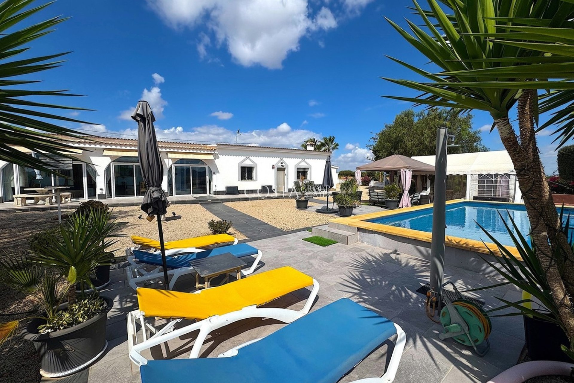 Resale - Villa -
Lorca - Almendricos