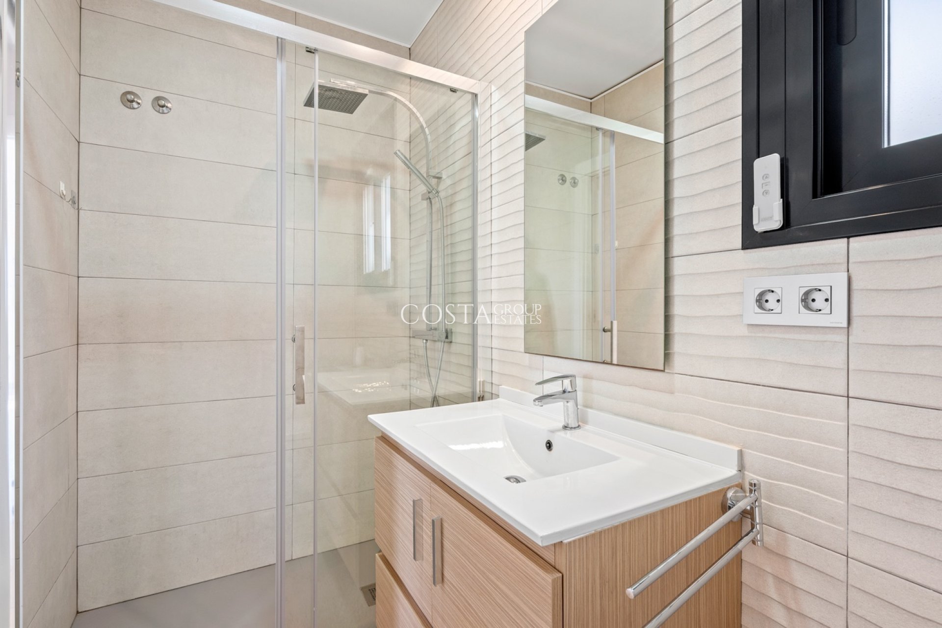 Resale - Villa -
Los Alcazares - Euro Roda