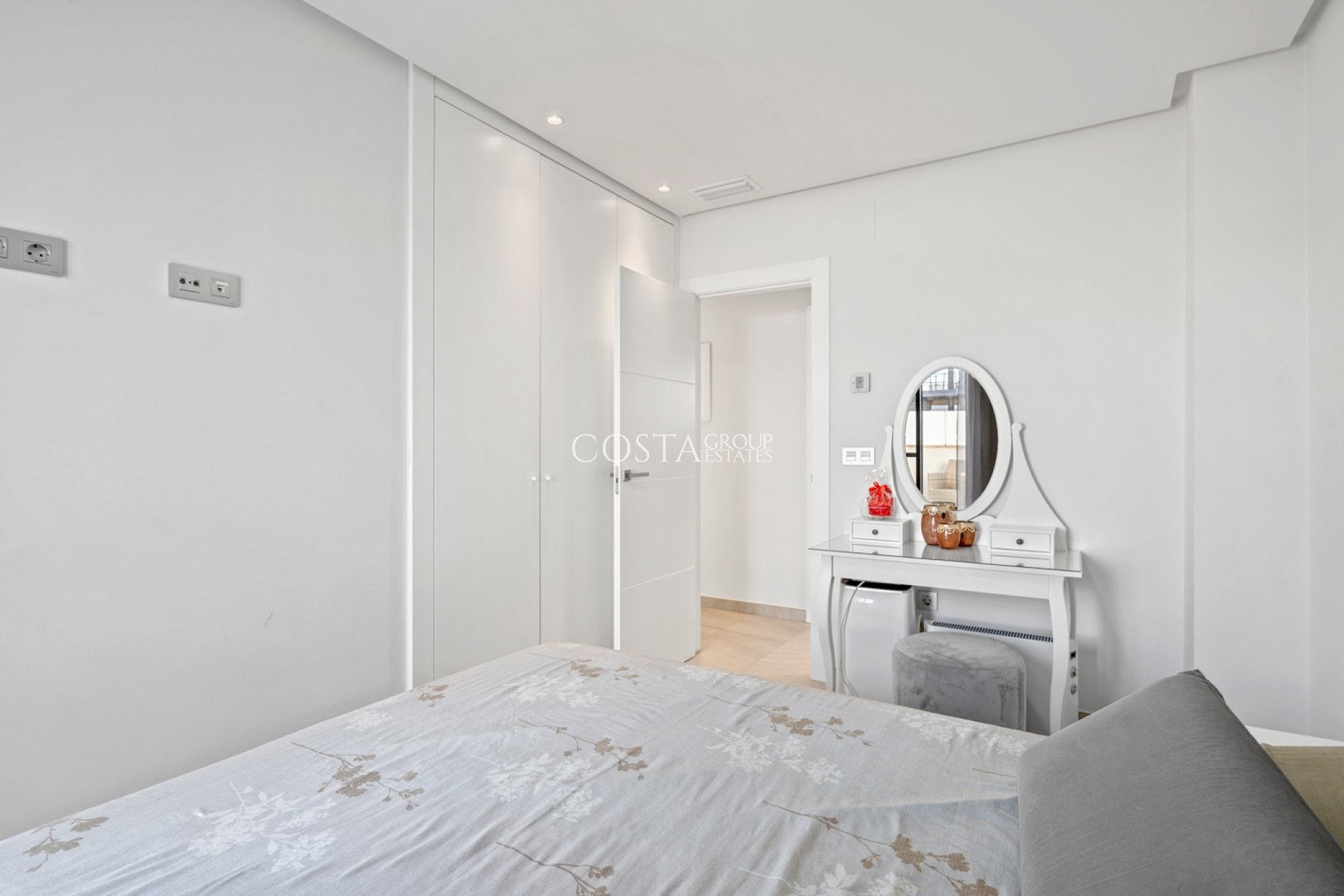 Resale - Villa -
Los Alcazares - Euro Roda