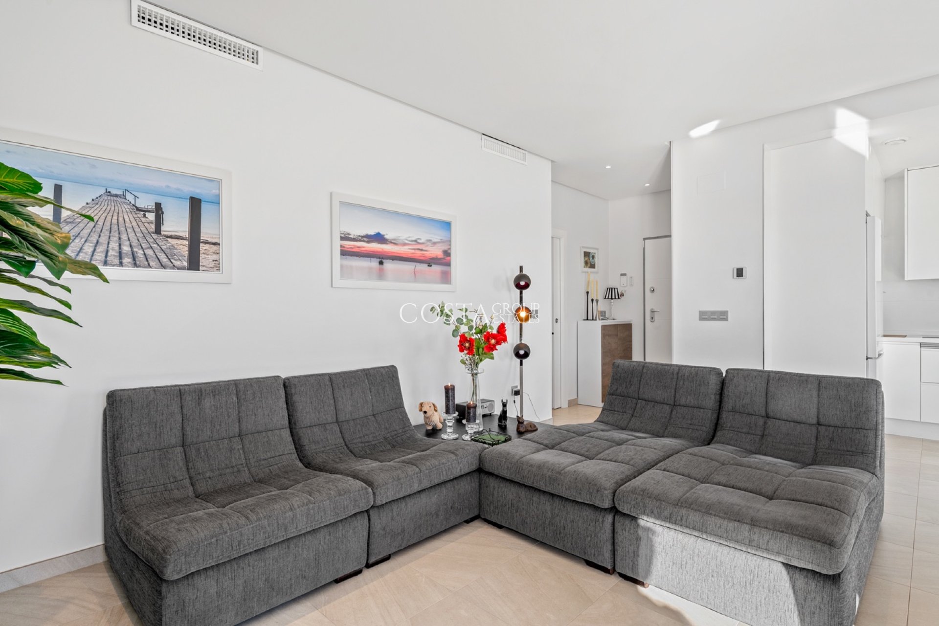 Resale - Villa -
Los Alcazares - Euro Roda