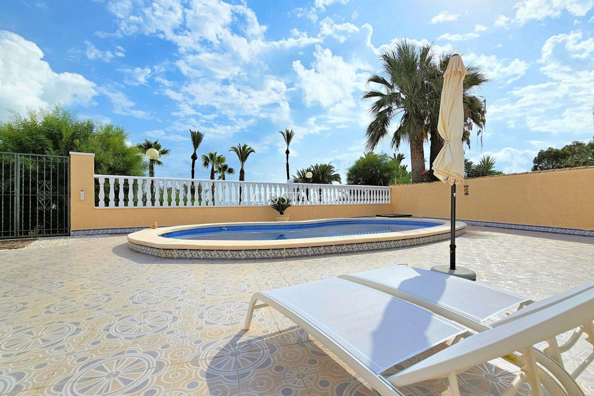 Resale - Villa -
Los Alcazares - Los Alcazares Centro