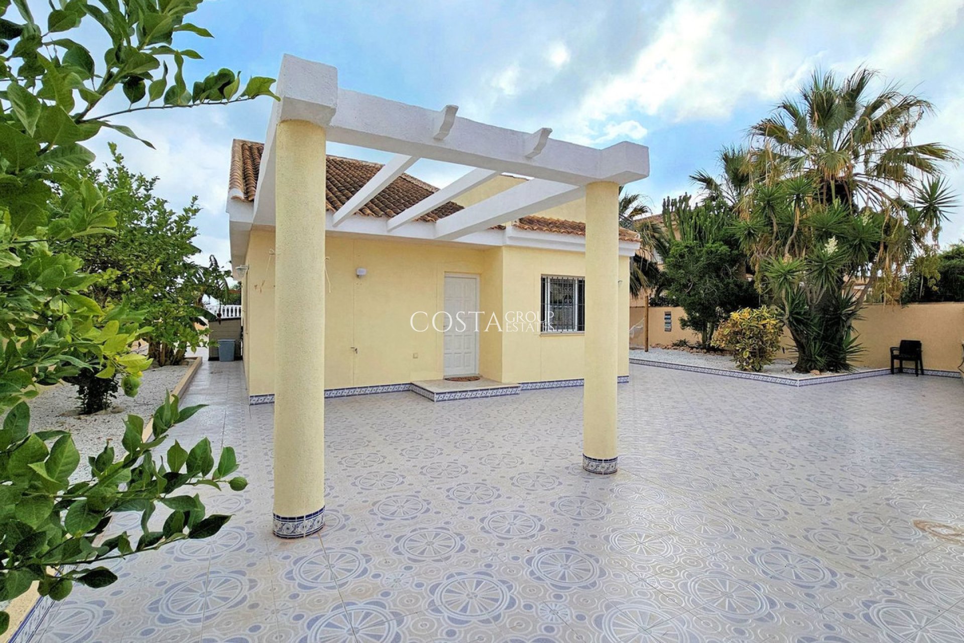 Resale - Villa -
Los Alcazares - Los Alcazares Centro