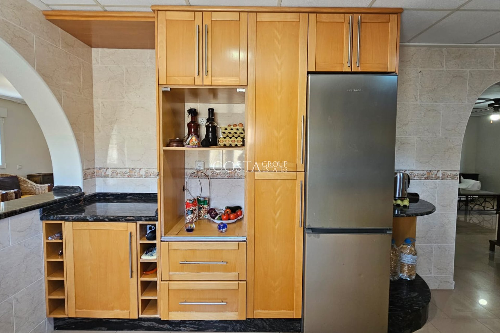 Resale - Villa -
Los Alcazares