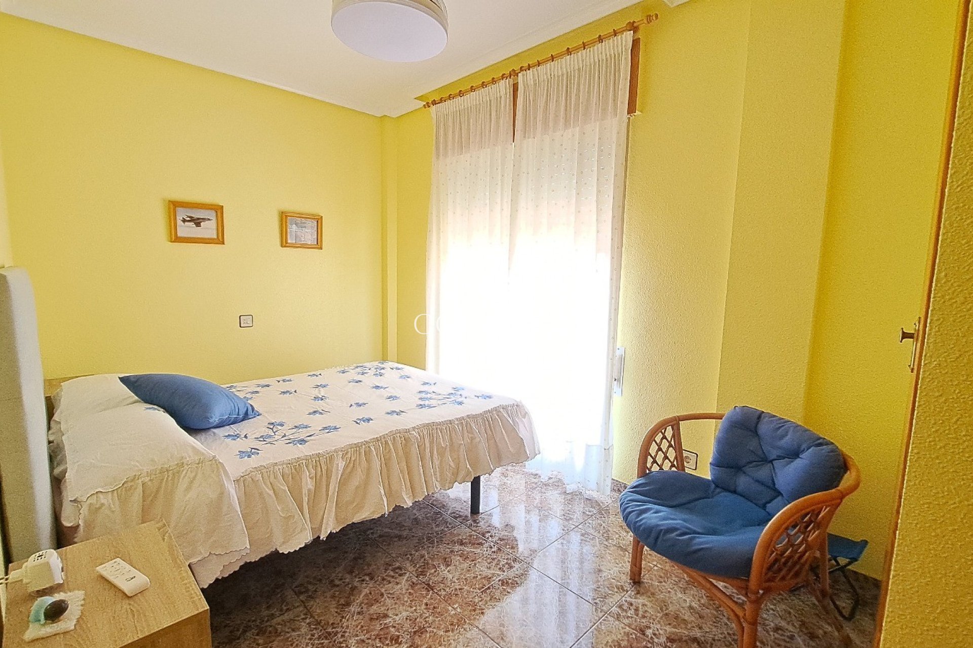 Resale - Villa -
Los Alcazares