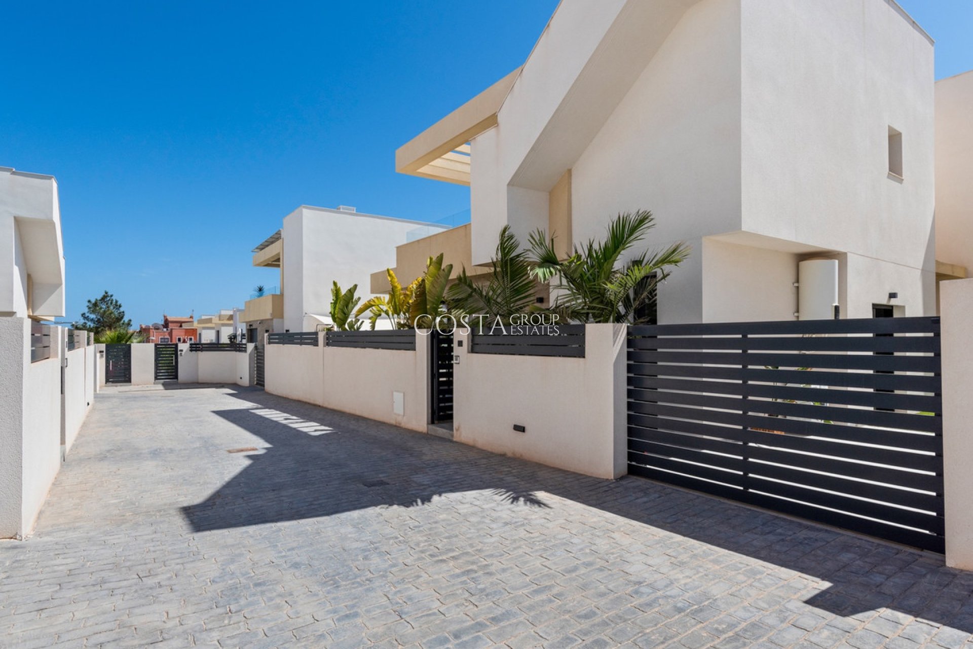 Resale - Villa -
Los Montesinos - Los Montesinos Centro