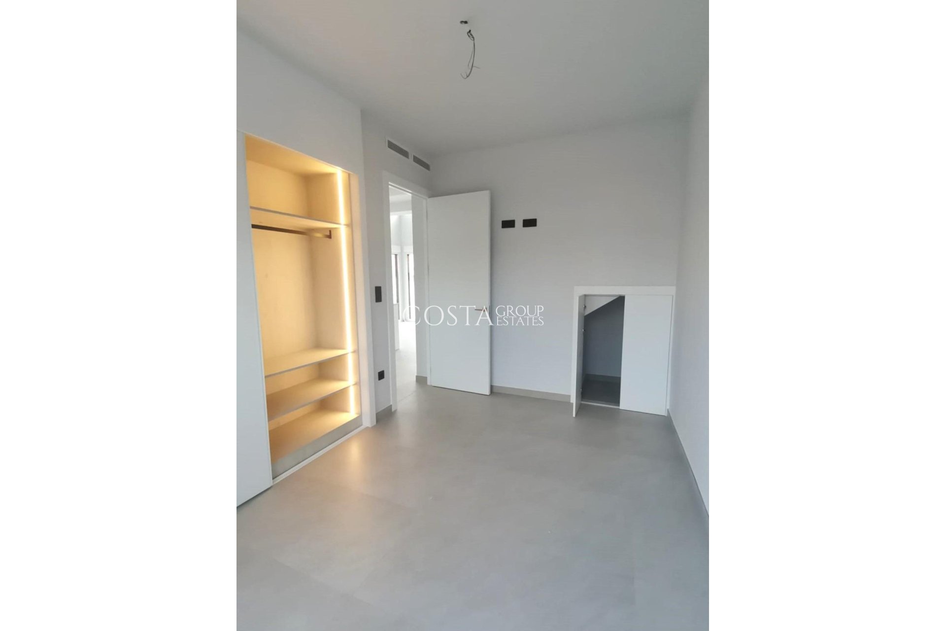 Resale - Villa -
Los Montesinos - Los Montesinos Centro