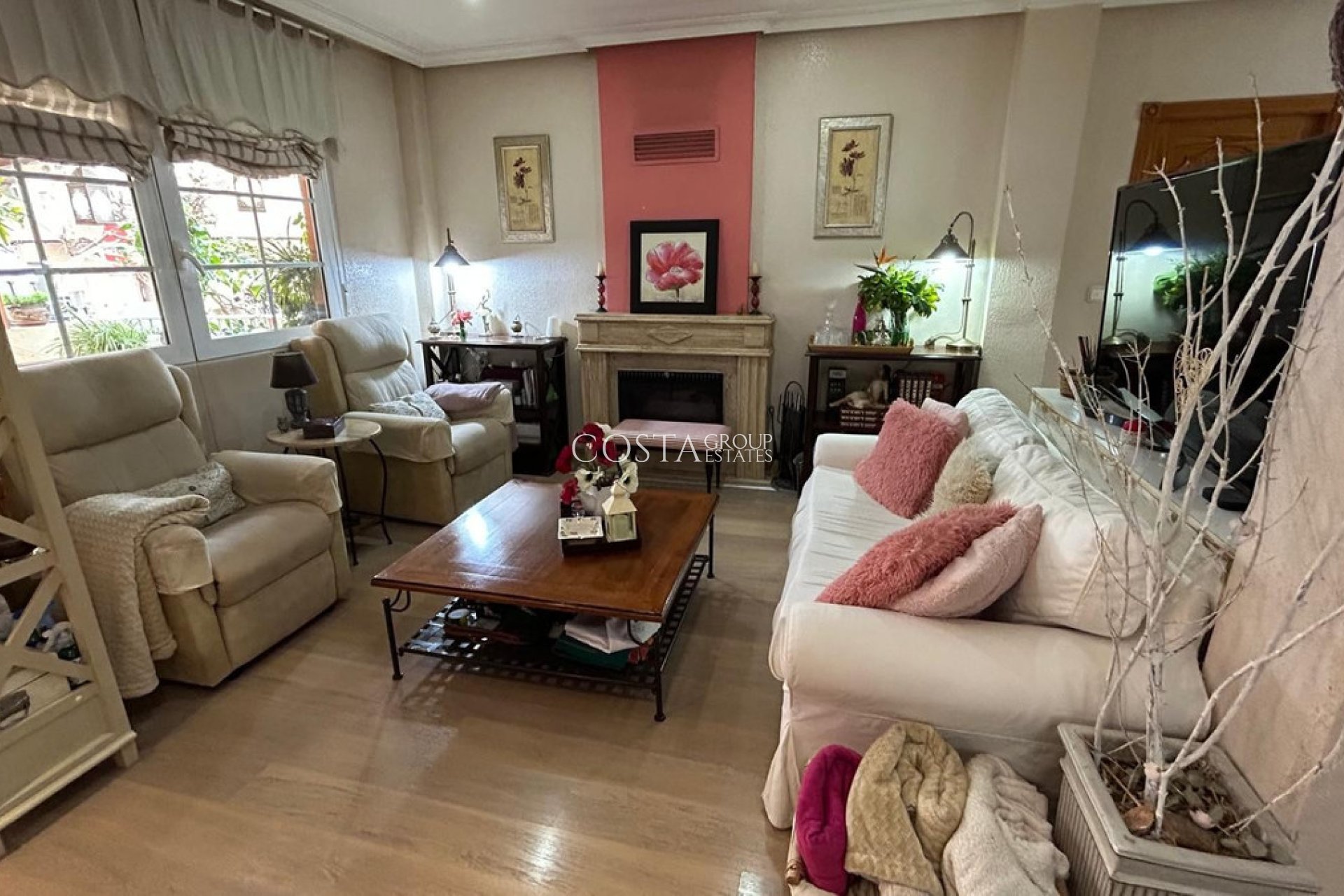 Resale - Villa -
Los Montesinos - Los Montesinos Centro