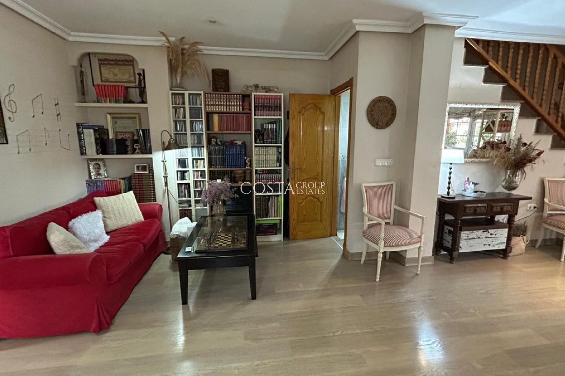 Resale - Villa -
Los Montesinos - Los Montesinos Centro