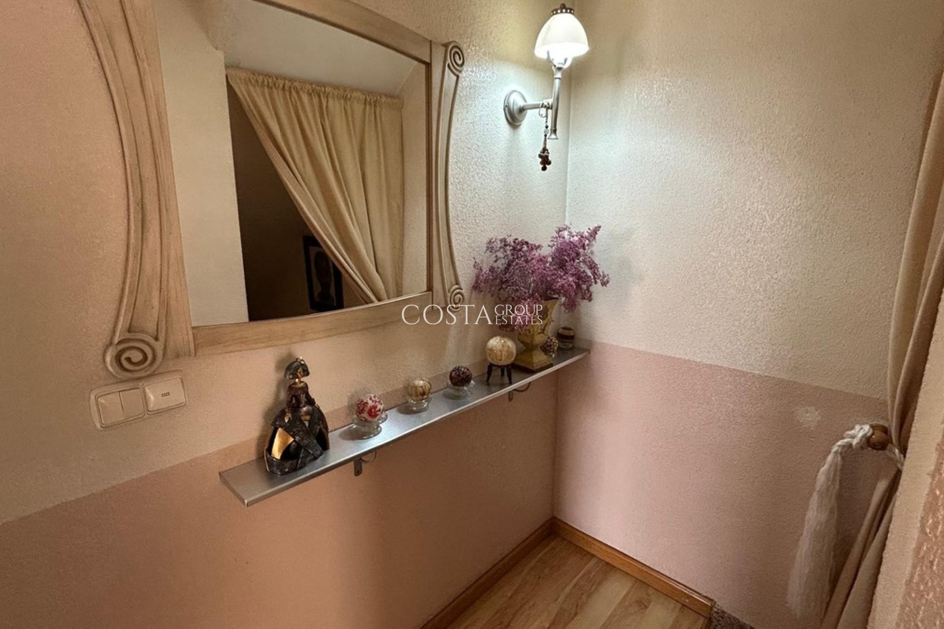 Resale - Villa -
Los Montesinos - Los Montesinos Centro